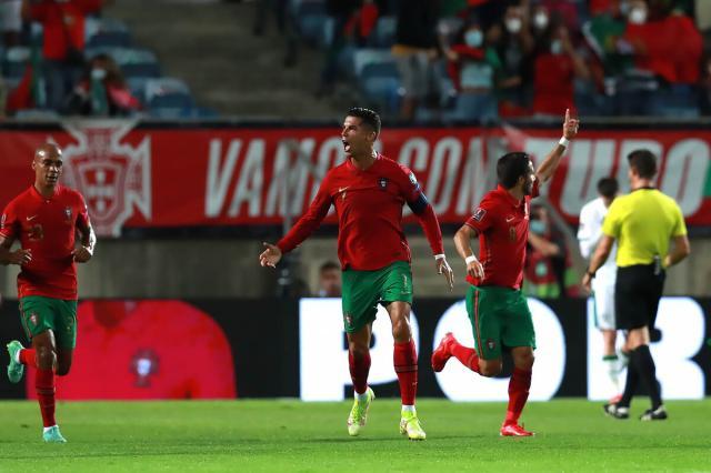 1630532823858080977.jpg E-OqP-UXMAUrsP1.jpg